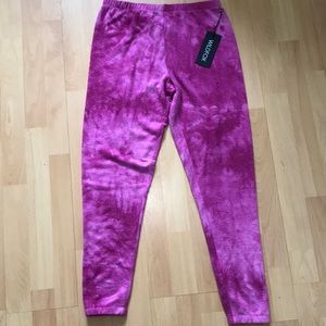 NWT WILDFOX Love Potion sweat pants size S